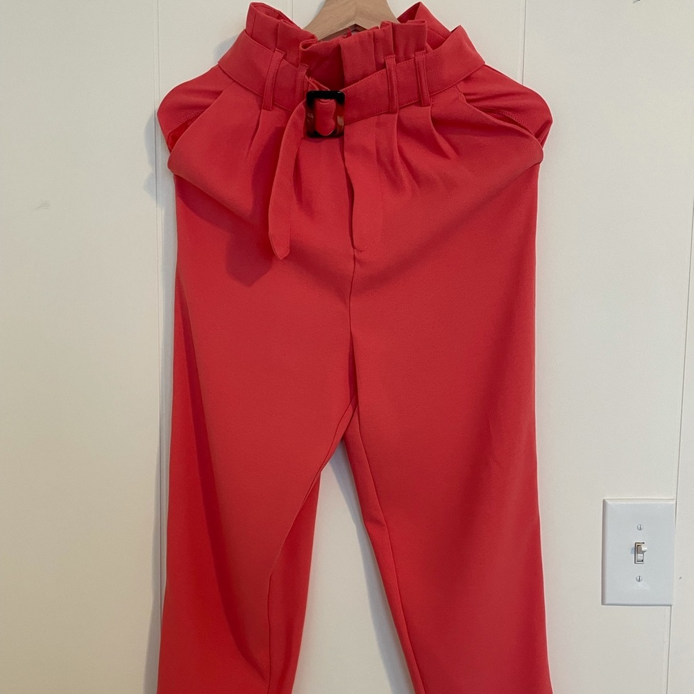 Brand: Stradivarius; Color: light melon; Size: 32